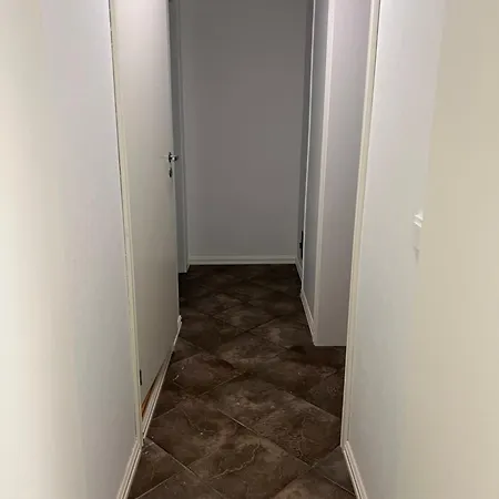 Svolvaergeita Apartment *